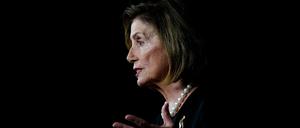 Die Sprecherin des US-Repräsentantenhauses Nancy Pelosi bei einer Rede. 