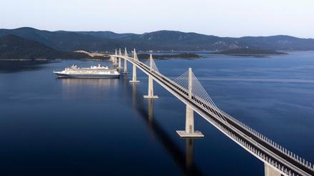 Mehr als zwei Kilometer werden durch die neue Brücke überspannt.