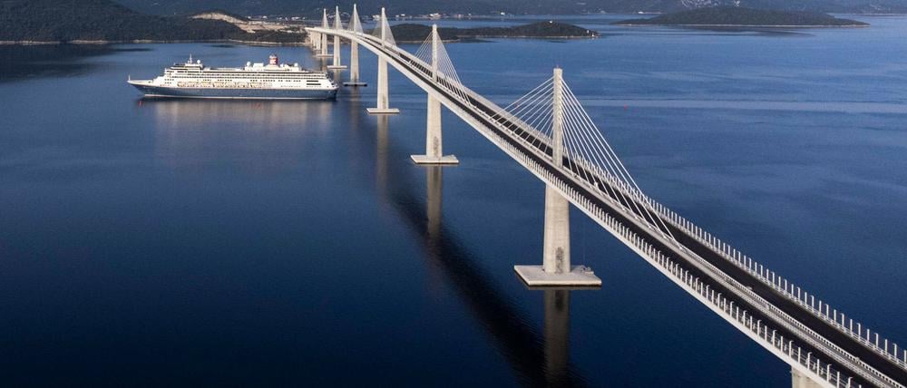 Mehr als zwei Kilometer werden durch die neue Brücke überspannt.