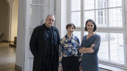 UdK-Präsident Norbert Palz und die Vizepräsidentinnen Ariane Jeßulat und Rebekka Hüttmann.