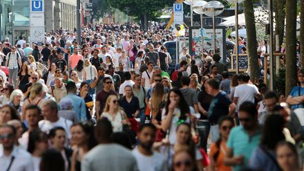 Vor drei Jahren blickten die Menschen noch gelassener in die Zukunft.