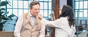 Riecht gut, hilft wenig. Dr. Yael Adler klärt Dr. Eckart von Hirschhausen auf. 