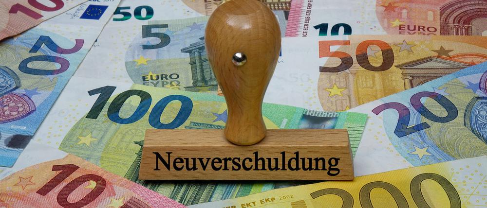 Die Neuverschuldung soll wieder streng reglementiert werden. Falsch, findet unser Gastautor.