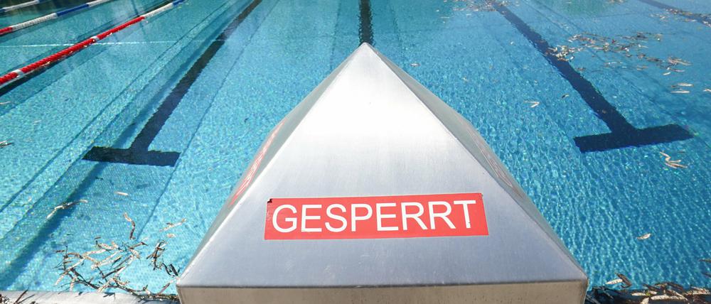 „Wir müssten eigentlich die Schwimmbäder schließen und den Leuten sagen: Ihr müsst jetzt in den See springen, um Gas zu sparen“, sagte IHK-Hauptgeschäftsführer Jan Eder am Montag.