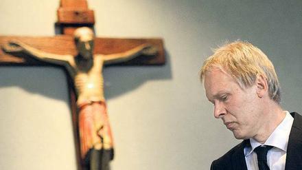 Direktor Ulrich Wessel aus Haltern hat 16 Schüler und zwei Lehrerinnen verloren.