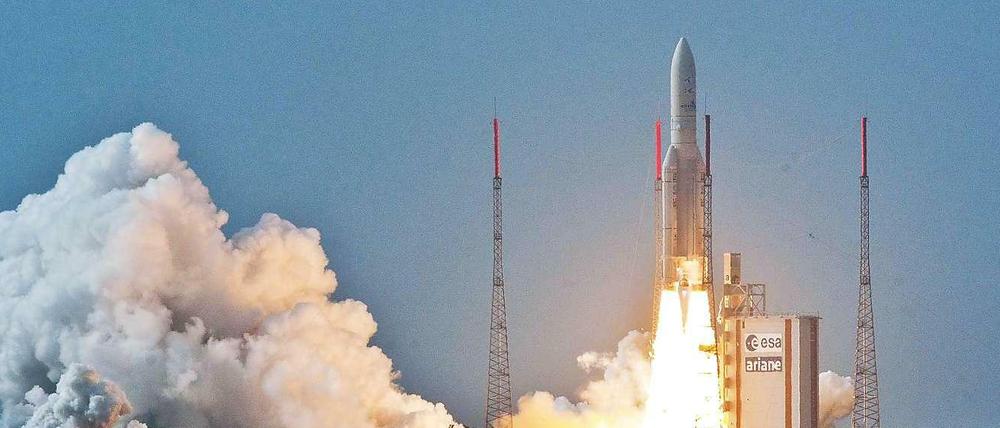 Der Start der Rakete vom Weltraumbahnhof Kourou in Französisch-Guyana.