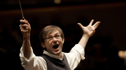 Simon Halsey, scheidender Chefdirigent des Rundfunkchor Berlin