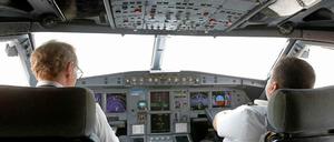 Künftig gilt in den größten deutschen Fluggesellschaften die Zwei-Piloten-Regel.