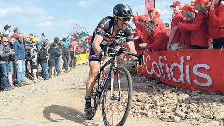 Der Weg zum Erfolg ist steinig. Die Straßen nach Roubaix sind eigentlich untauglich für Rennräder – genau deshalb hat Degenkolb lange von ihnen geträumt.