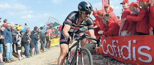 Der Weg zum Erfolg ist steinig. Die Straßen nach Roubaix sind eigentlich untauglich für Rennräder – genau deshalb hat Degenkolb lange von ihnen geträumt.