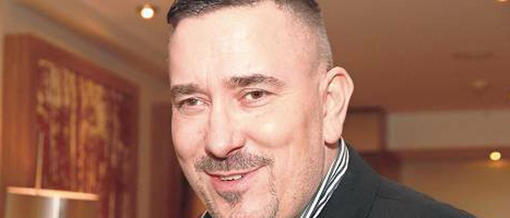 Peter Meyer, 47, ist seit 2004 Hauptsponsor und seit 2007 Vorsitzender des Wirtschaftsrates beim BFC Dynamo. Der Unternehmer bleibt im Hintergrund und lässt sich selten ablichten.