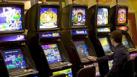 In Berlin leben nach Schätzungen rund 276000 Glücksspielsüchtige.