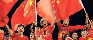 Patrioten in Rot. Beim Asien-Cup zeigte China anders als zuletzt eine gute Leistung und gewann alle Vorrundenspiele. Das Aus kam erst gegen den späteren Turniersieger Australien.