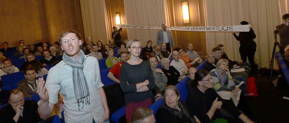 Die Demonstranten kritisierten eine Zwangsräumung in Charlottenburg.