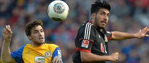 Braunschweig hielt gegen Leverkusen lange mit - wie hier Kessel (l.) gegen Can.