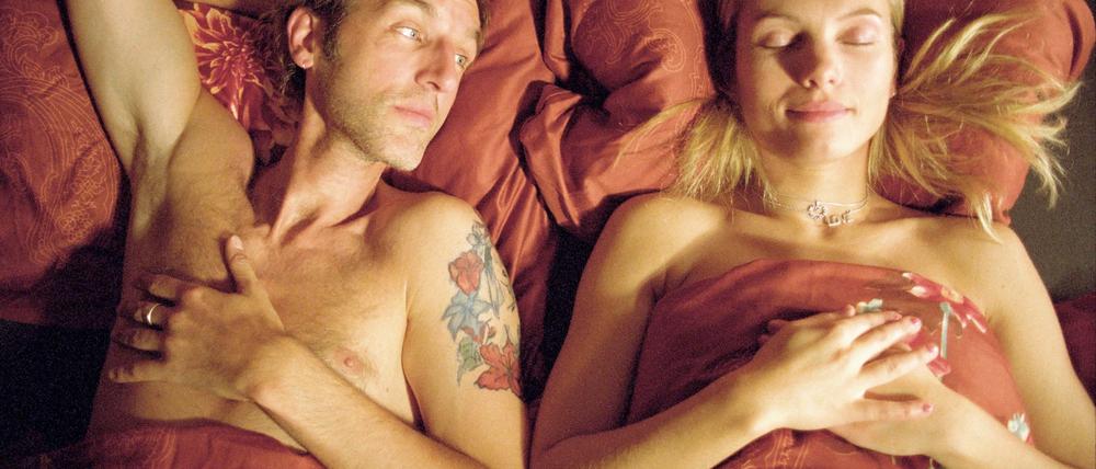 Fühl-dich-ooch-mal-jut-Movie auf Berlinisch. Andreas Schmidt und Nadja Uhl in „Sommer vorm Balkon“ .