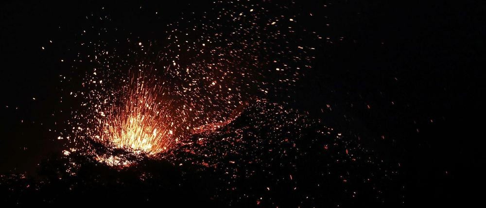 Vulkane bieten mit Eruptionen ein imposantes Schauspiel. 