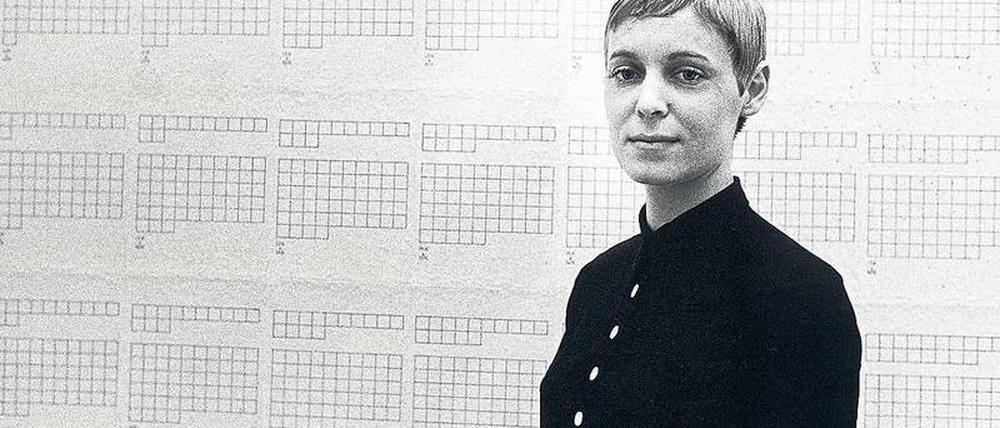 Machte algorithmische Kunst aus Daten und sammelte in ihrem Studioarchiv die Trümmer vorvergangener Technologien: Hanne Darboven.