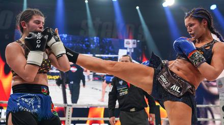 Am 16. Februar besiegte Marie Lang (rechts) in München Ajla Lukac aus Serbien nach Punkten und verteidigte damit ihren Weltmeistertitel. Damals litt sie schon unter starken Symptomen, die sich später als Coronavirus-Infektion herausstellten.