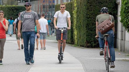 E-Scooter im Regierungsviertel Berlin