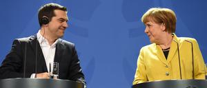 Bundeskanzlerin Angela Merkel und der griechische Ministerpräsident Alexis Tsipras vor der Presse in Berlin