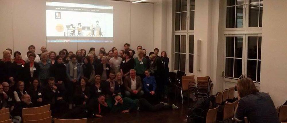 Am Ende noch ein Gruppenfoto: Die Nachtschicht-Teilnehmer im Tagesspiegel-Gebäude.