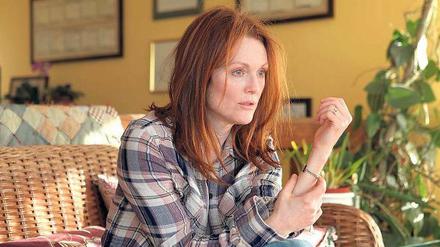 Selbstvergessen. Alice (Julianne Moore) leidet an Alzheimer. 