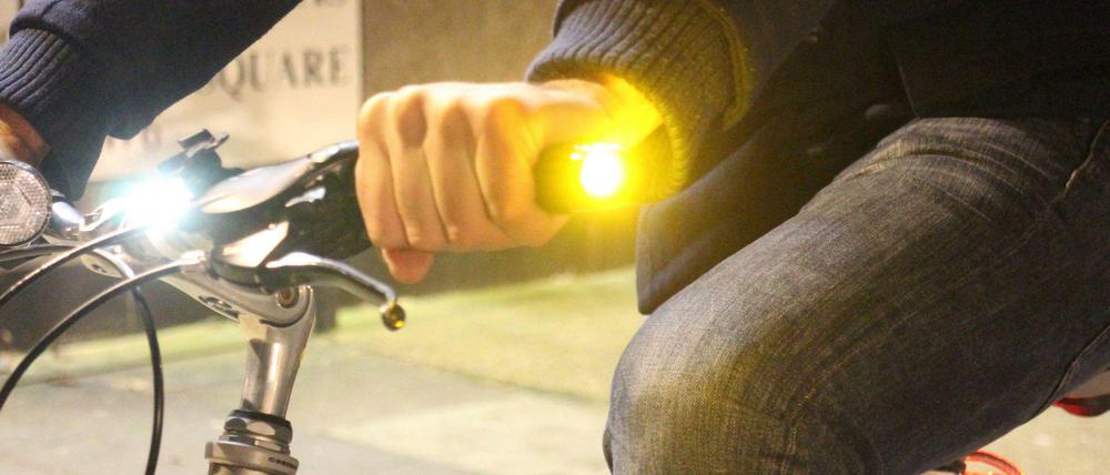 Richtungsanzeiger am Radl: Die Winglights des britischen Start-ups Cycl sollen zeigen, wo es beim Abbiegen mit dem Fahrrad langgeht.