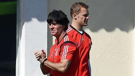 Manuel Neuer muss gegen Australien passen. Für Georgien soll es aber reichen.