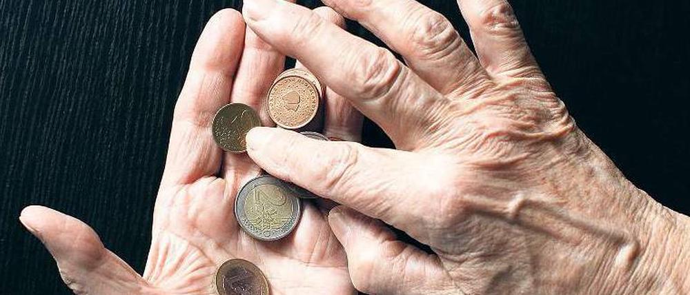 Viele Alte gehen nicht unbedingt wegen des Geldes arbeiten. 