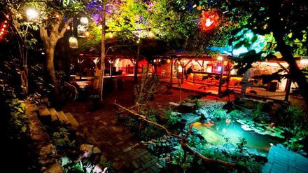 Das Wochenende wird mild, sodass man im Outdoor-Bereich des Chalet nur ein bisschen friert. 