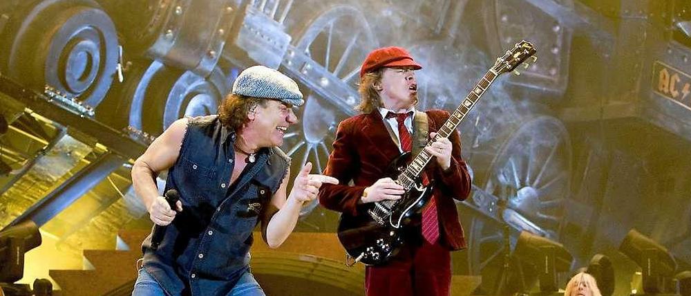 AC/DC auf der Bühne.