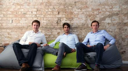Drei für den Kiez. Mit „WirNachbarn.com“ haben Aymon Delbridge, Philipp Götting und André Dieling (v.l.) eine neue Internetplattform gestartet. 