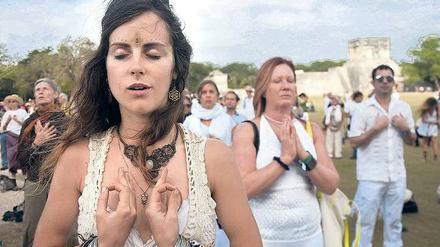 Diese Esoteriker und Verschwörungstheoretiker sahen das Ende der Welt und den Beginn einer neuen Maya-Ära voraus.