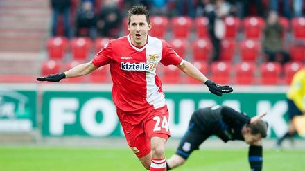 Endlich: Steven Skrzybski bejubelt sein erstes Tor in der Zweiten Liga.