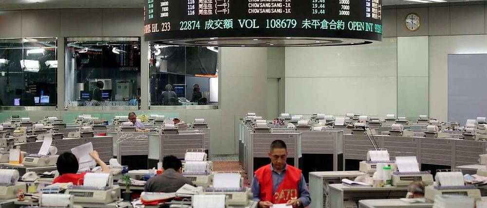 China will seinen Aktienmarkt öffnen. Zunächst sollen Shanghai und Hong Kong (Foto) stärker kooperieren.