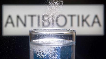 Der häufige Gebrauch von Antibiotika birgt Risiken. 