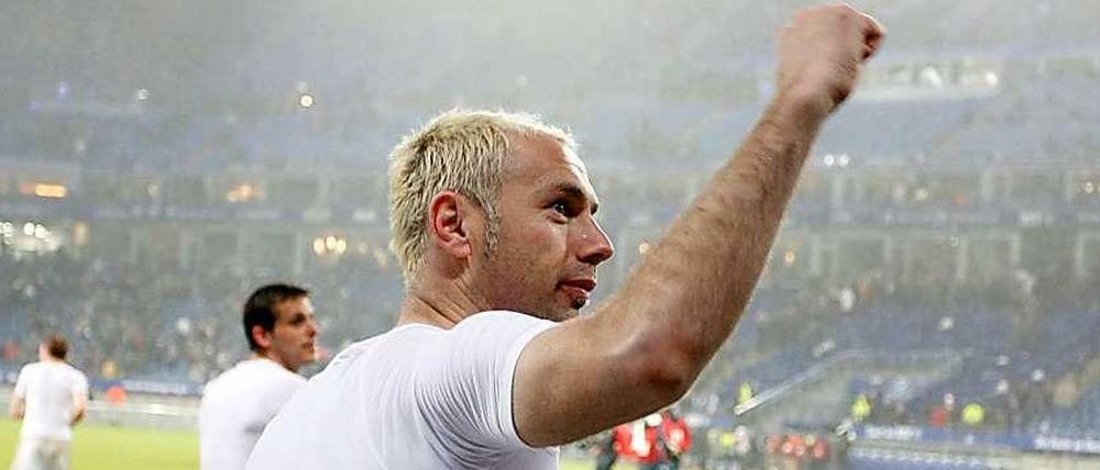 Sergej Baraberz, 42, spielte 330-mal in der Bundesliga für hansa Rostock, Borussia Dortmund, den HSV sowie Bayer Leverkusen und bestritt 47 Länderspiele für Bosnien und Herzegowina.