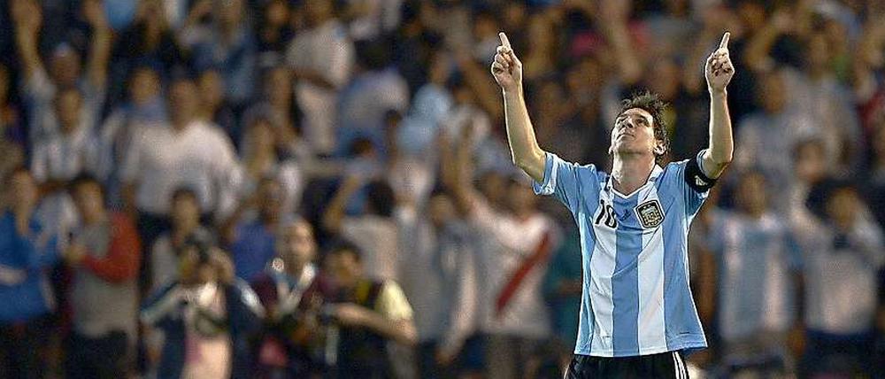 Gott sei Dank. Beinahe hätte Messi seine Karriere in der Nationalelf schon beendet. Dann schoss er Argentinien mit zehn Toren zur WM. 