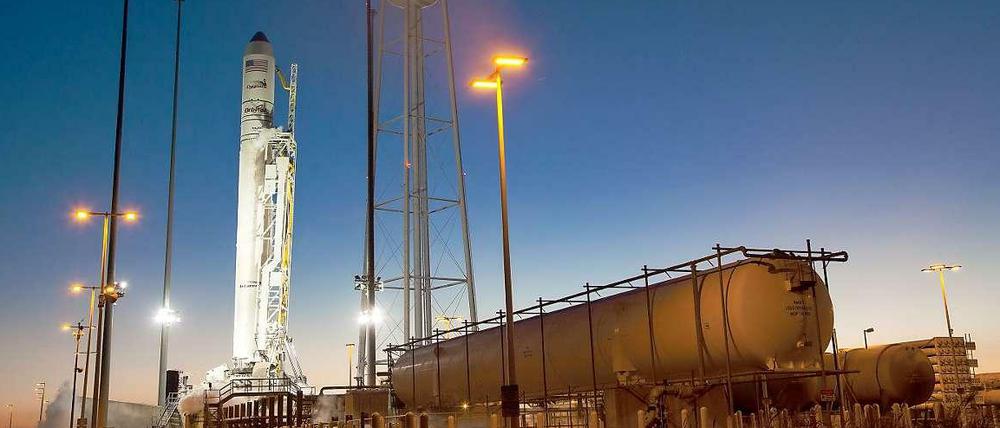 Die Rakete vom Typ Antares vor dem missglückten Start.