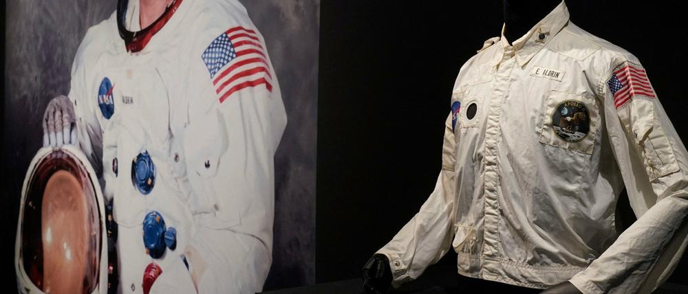 Buzz Aldrin's Jacke bei Sothebyís in New York
