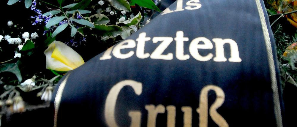 Für manche Verstorbenen gibt es nicht einmal einen letzten Gruß.