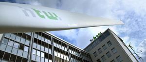 Fotoauftrag fürs Radheft. Es ist die Aufschlag-Reportage für den Tourenteil. In dem Text geht es um Berliner Industriekultur- Schöneweide: Außenaufnahmen HTW,Foto: Kai-Uwe Heinrich