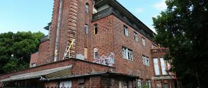 Das Funkhaus Grünau in der Regattastraße verfällt langsam.