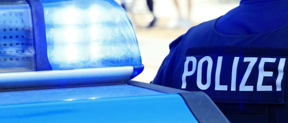Ein Autokorso auf der A115 führte zu einem Polizeieinsatz. (Symbolbild)