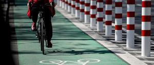 Ein Poller-Radweg in Berlin.