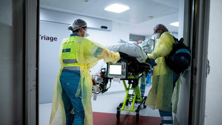 Schwere Entscheidung: Blick in die Triage-Abteilung eines Krankenhauses