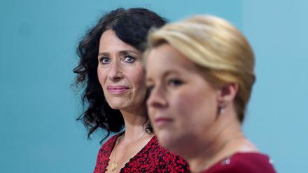 Skeptisch beäugt. Franziska Giffey (vorn) mit Bettina Jarasch, hier noch als Kontrahentinnen im Wahlkampf.