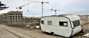Vor dem Trailerpark in Karlshorst. 