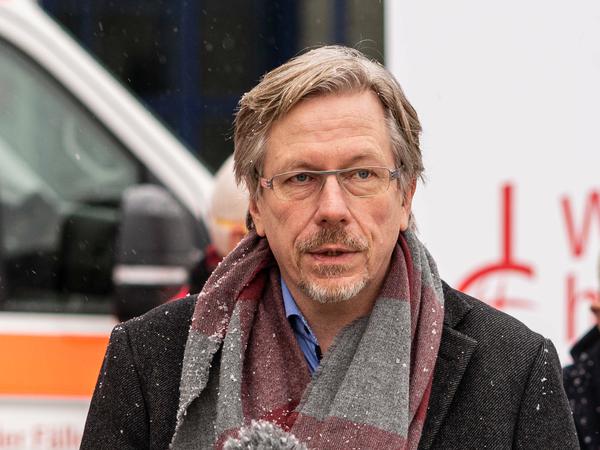 Martin Matz, Staatssekretär für Gesundheit, bei der Eröffnung des Impfzentrums Messe im Januar 2021.